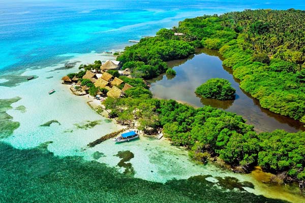 Drone photo of Isla Mucura