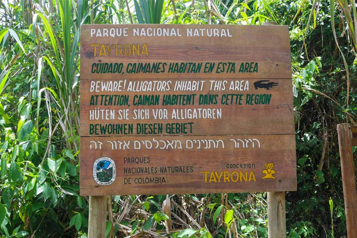 Wild animals warning sign in Tayrona Park