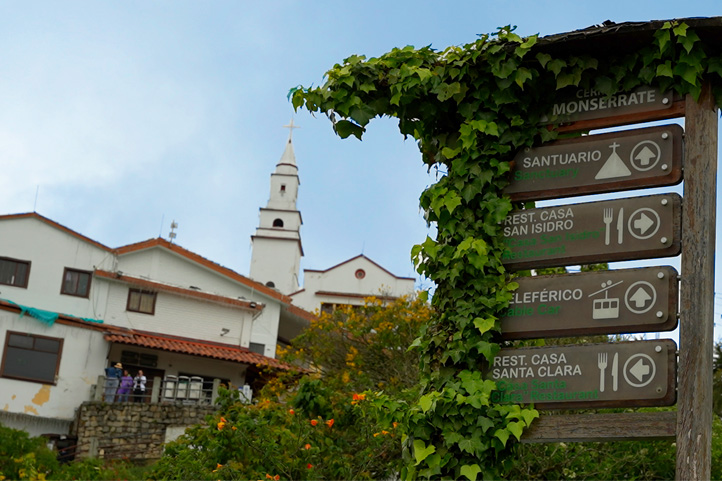entrance of Santa Clara restaurant in Monserrate Bogotá